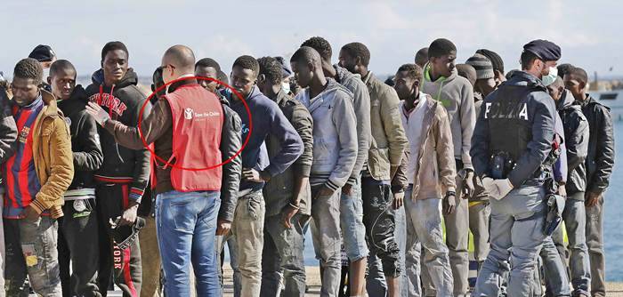 PROFUGHI FALSI E BUGIARDI SI SPACCIANO PER BAMBINI A POZZALLO