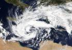 METEO:  Uragano Medicane più forte del previsto, dopo Sud Italia, flagella ora la Grecia a 160km/h