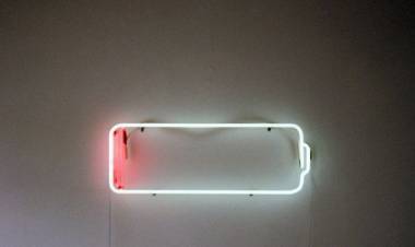 Come far durare la batteria del cellulare tre volte più a lungo