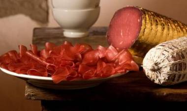Ecco con cosa è fatta davvero la bresaola