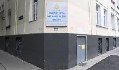 L'Austria chiude sette moschee ed espelle imam.