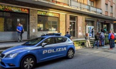 Genova, ragazzo ucciso da poliziotto durante un Tso: "Sparati almeno cinque colpi"
