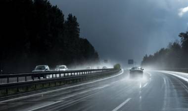 Cortina, bomba d'acqua: crolla ponte.