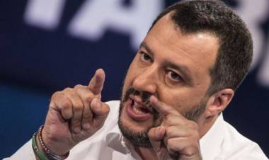 Salvini: “Chi si difende in casa sarà difeso anche dallo Stato” 