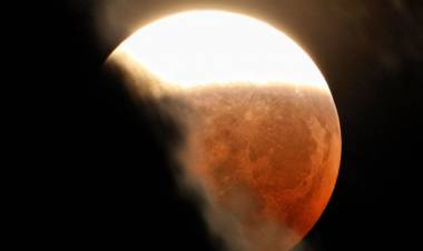 Eclissi di luna, ecco quando e come vederla