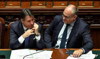 Governo: fiducia della Camera a Conte con 343 sì. Oggi la prova al Senato