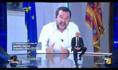 Salvini: "Spero di chiudere tutti i campi rom con lucchetto"