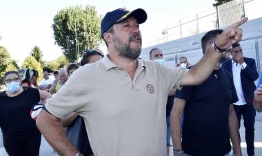 Scuola:Salvini, mozione di sfiducia contro Azzolina