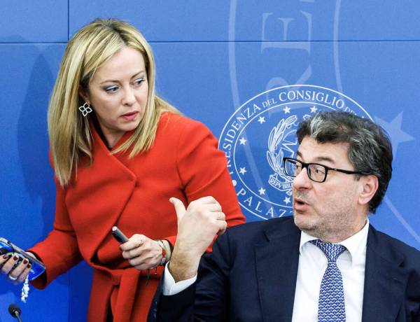 Manovra in salita, doccia gelata per la maggioranza: 23 miliardi e niente soldi per il Ponte sullo Stretto di Salvini...