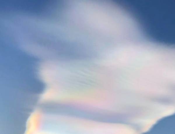 Spettacolo di nubi colorate su novarese e Vco: la spiegazione...