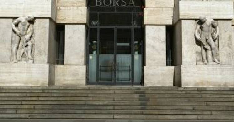 Borsa: Milano apre piatta