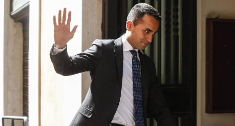 Di Maio: le delocalizzazioni vanno fermate