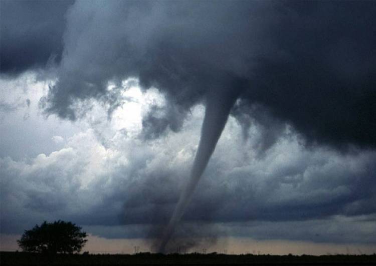 Tornado più violenti in Italia per il riscaldamento del Mediterraneo