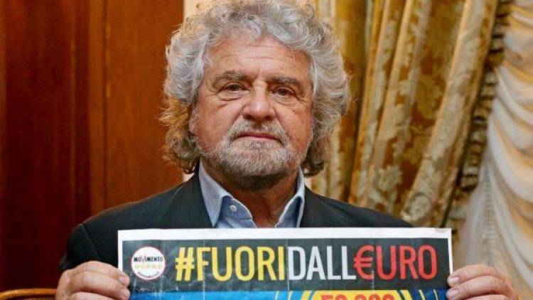 Beppe Grillo: "Democrazia superata, facciamo parlamento a sorte"