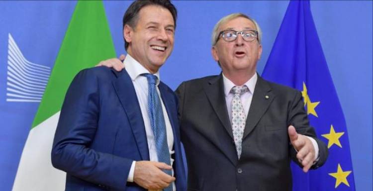 Manovra, la giravolta di Moscovici e Juncker: ‘Clima cambiato, no guerra con l’Italia’