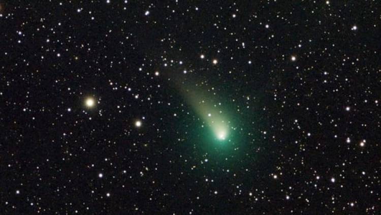 Tutti con gli occhi all'insù: il 2018 si congederà con la "Cometa di Natale" e una pioggia di "stelle cadenti"