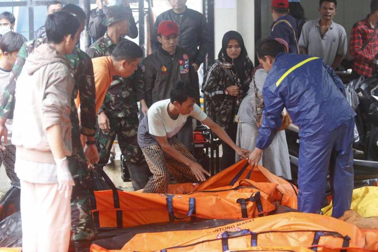 Tsunami in Indonesia: 168 morti, le autorità: il bilancio salirà ancora