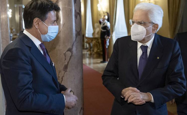 Sergio Mattarella, il retroscena sulla crisi: Conte costretto a dimettersi in ogni caso