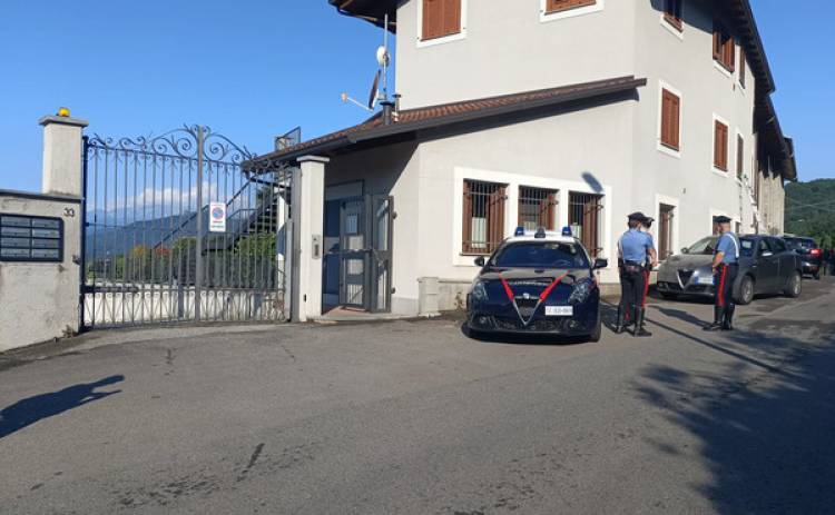Piossasco, ucciso in casa davanti a moglie e figlio: arrestati tre albanesi. Tutti irregolari, uno "espulso"