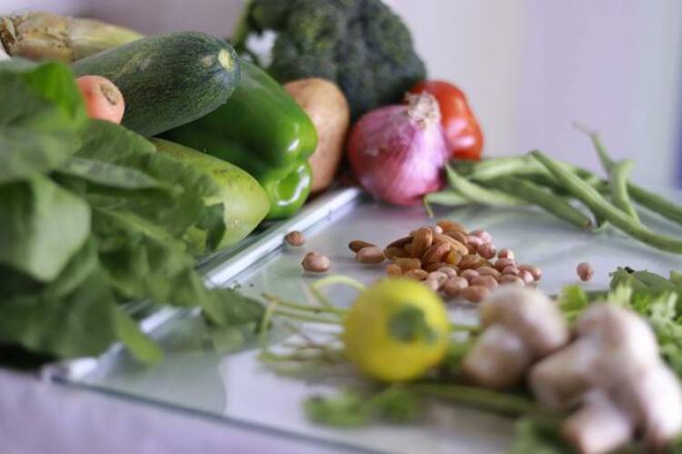 Dieta, gli errori da evitare: ecco quando un'insalatona fa ingrassare più di tre piatti di pasta